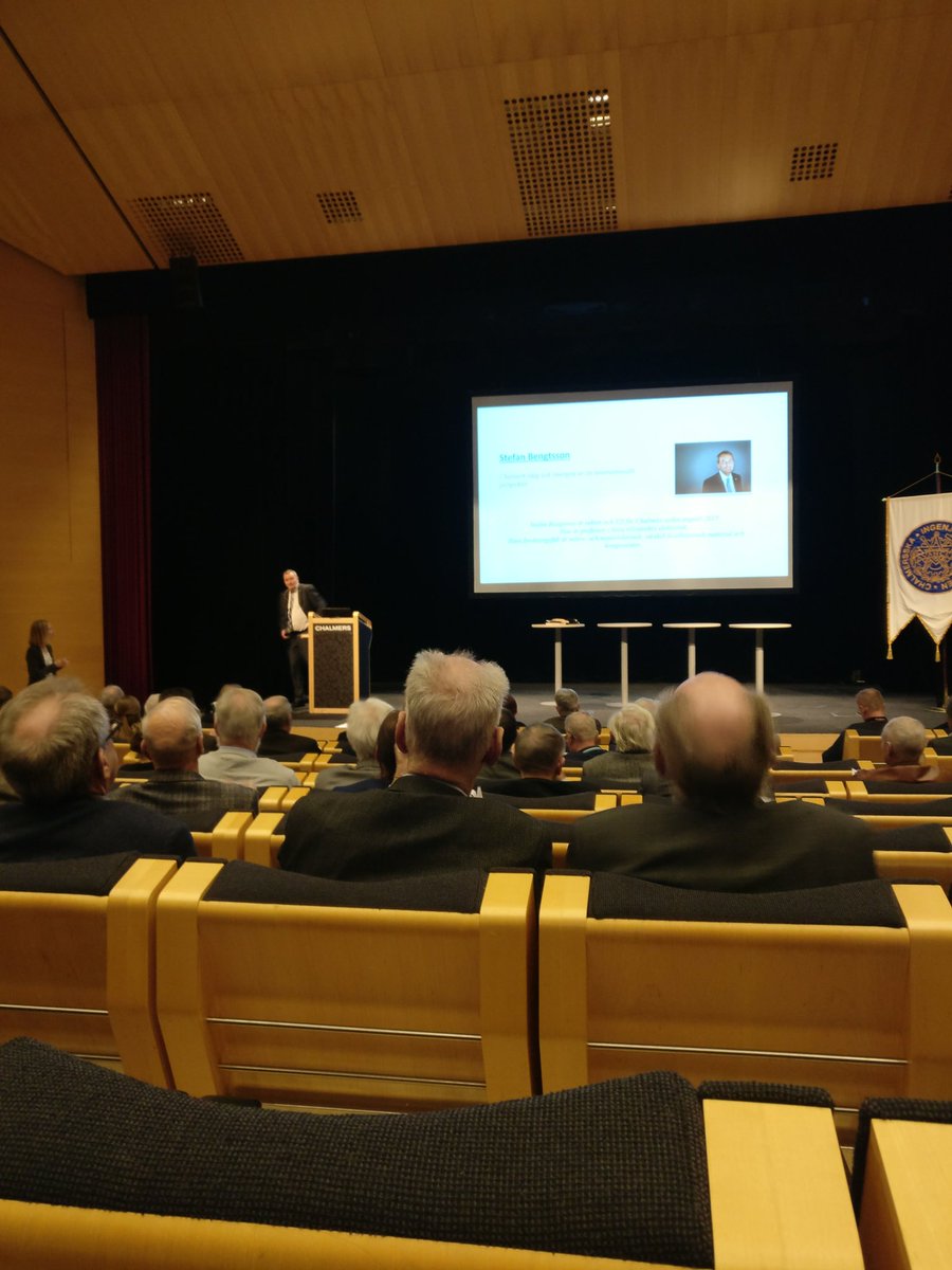 Il_Nets's tweet photo. As Headmaster Stefan Bengtsson looks ahead for the future of Chalmers, he mentions the need of entrepreneurship in the education. #cing110 https://t.co/dcXYrV07mt