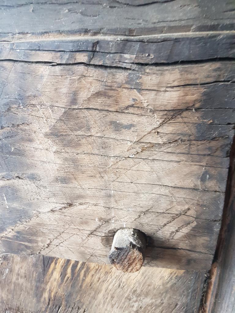 catherine_chap's tweet photo. @trumerz signs of graffiti at Smithills Hall? https://t.co/YVVJbaqC7b