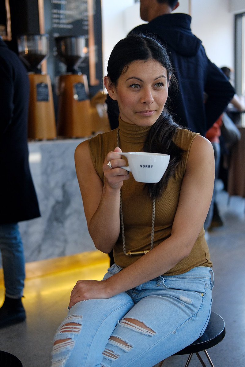 tobakiss's tweet photo. #Sorry - I'm unavailable while I catch up on some important #thoughts 😉☕️❤️
#fashion #streetstyle #toronto #sorrycoffeeco https://t.co/gGkZb2vhxh