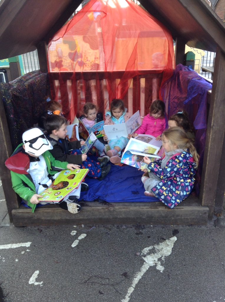 standrewsce's tweet photo. Reception enjoying world book day in the book hut. https://t.co/lLqr9Hsa4g