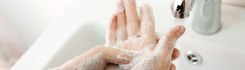 AccessHealthMI's tweet photo. Here are 5 ways to avoid germs while traveling. https://t.co/518aBugPbb https://t.co/1s5hJc77QM