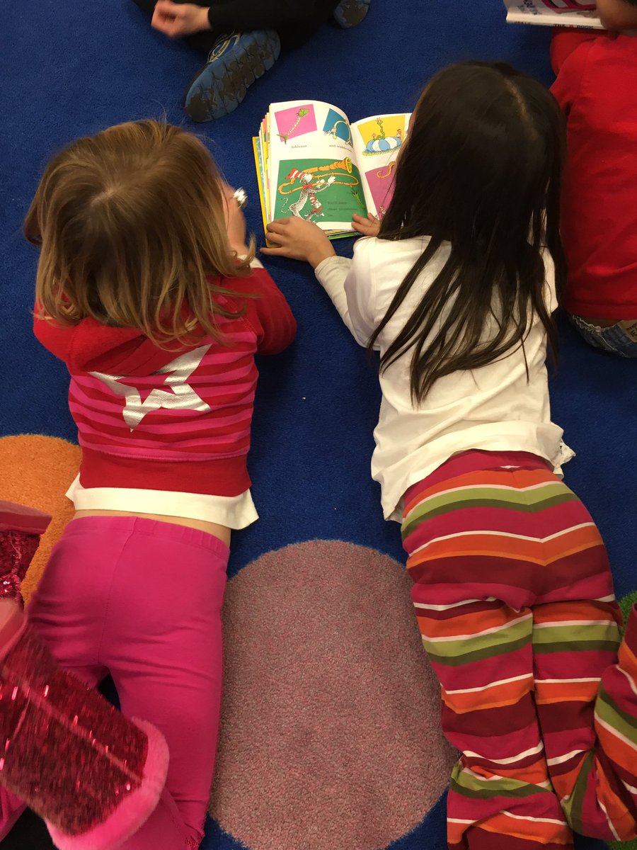 CGgrade2's tweet image. Sharing the joy of rhyming, counting and patterning with our pre-school reading buddies.  😊
#ReadAcrossAmerica