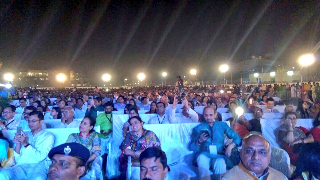 Gurudev's tweet photo. Addressed the students &amp; faculty of IIT Dhanbad on 'Intuition, Intelligence &amp; Innovation'. Many have benefitted from @ArtofLiving programs. https://t.co/jKYGgIqL7T