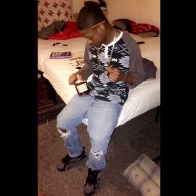 ElAg_1100's tweet photo. #NewProfilePic https://t.co/TDewWsUaVd