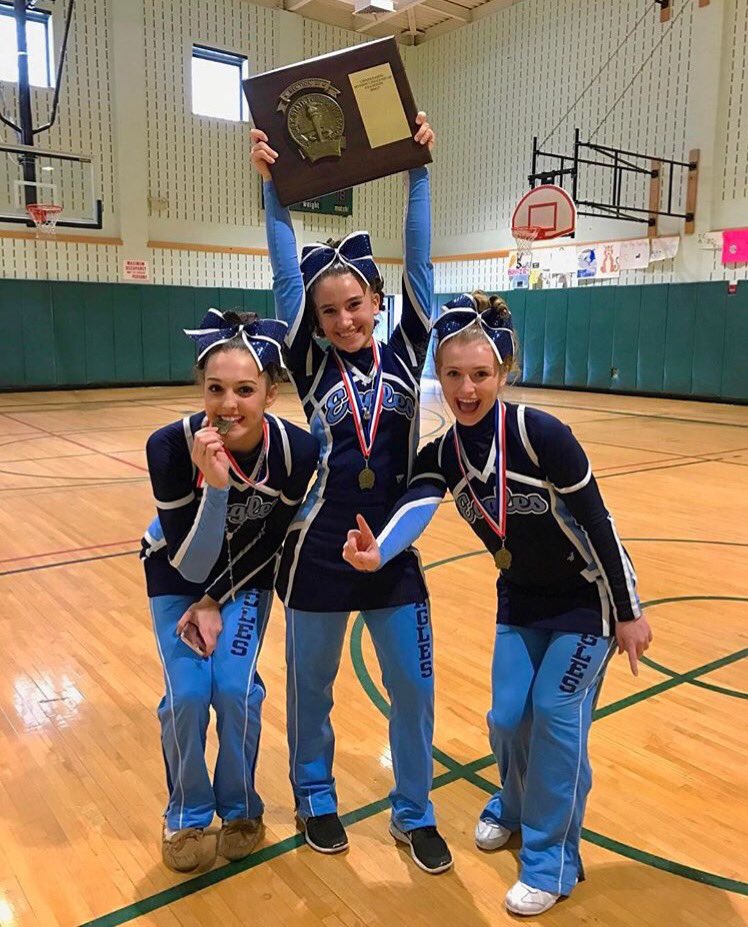 jmbuckley26's tweet photo. happy birthday!! @TolisanoGina hope you have the best day! love you!!💗💗🎉 https://t.co/6n3af2TnS0