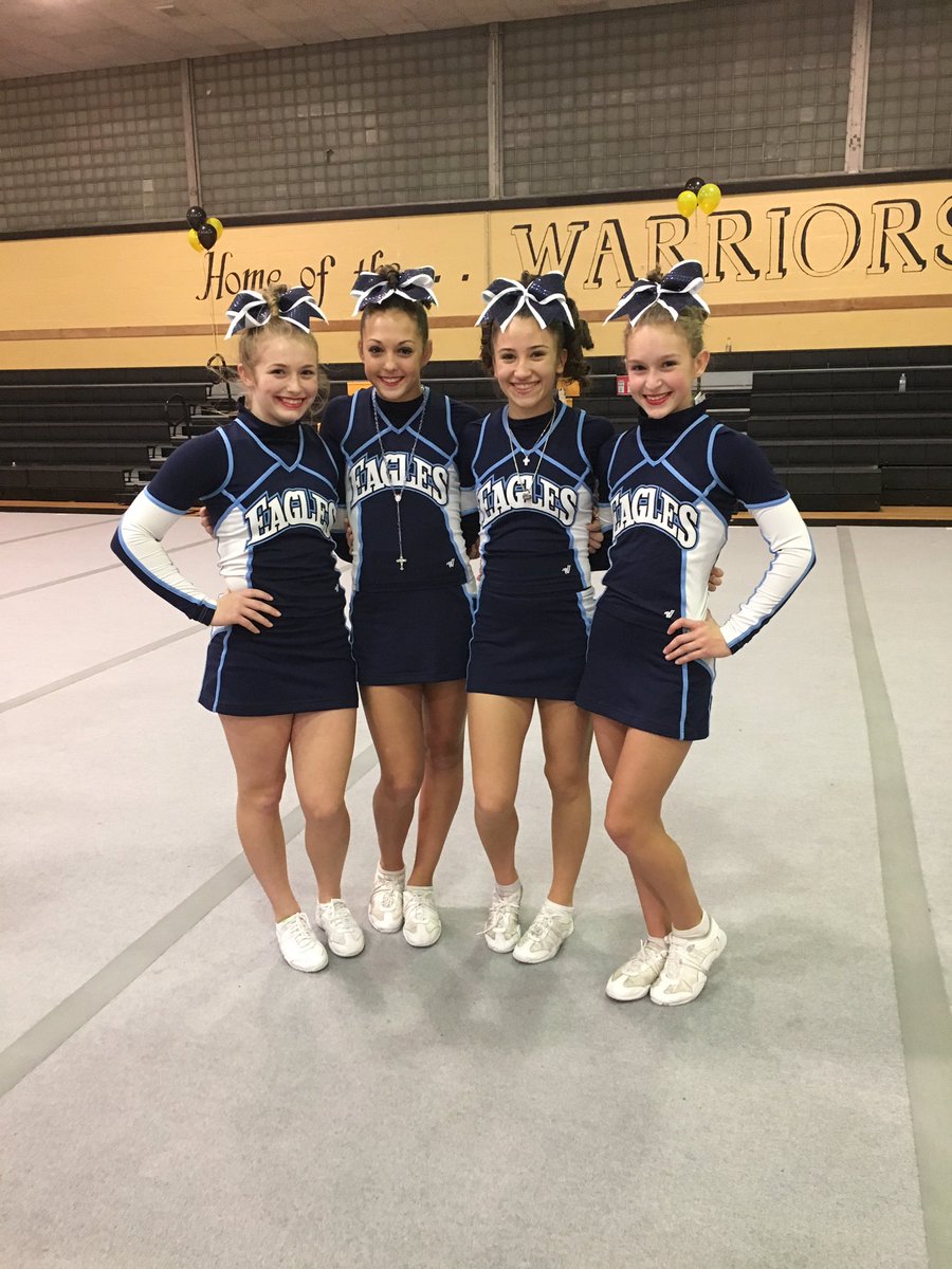 jmbuckley26's tweet photo. happy birthday!! @TolisanoGina hope you have the best day! love you!!💗💗🎉 https://t.co/6n3af2TnS0
