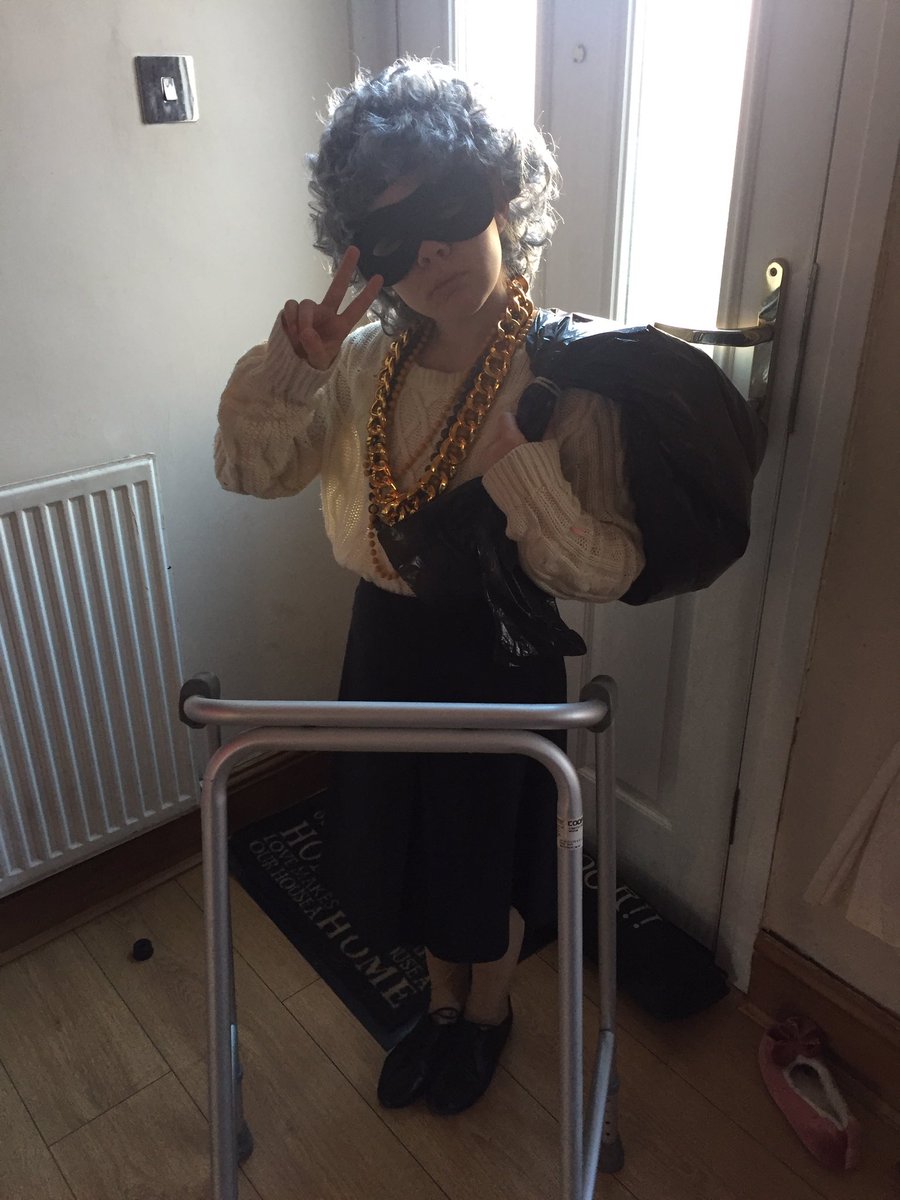 keyrah_85's tweet photo. @BBCTheOneShow Evie j hylands Birmingham as gangsta granny https://t.co/75CDJqxIwF