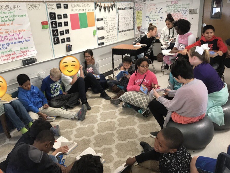 MrsDaleInFifth's tweet photo. We love turn and talks! We use our accountable talk chart every day in order to dig deep and create meaningful convo!#ElginLearns #BTWLearns https://t.co/PUgODgN9pZ