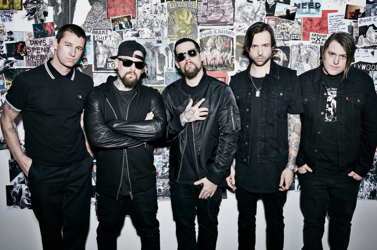 PureVolume's tweet photo. .@GoodCharlotte will hit the road with @LessThanJake and @CrownTheEmpire this spring https://t.co/LQT0u4nTav https://t.co/XIWRK0J6Zz
