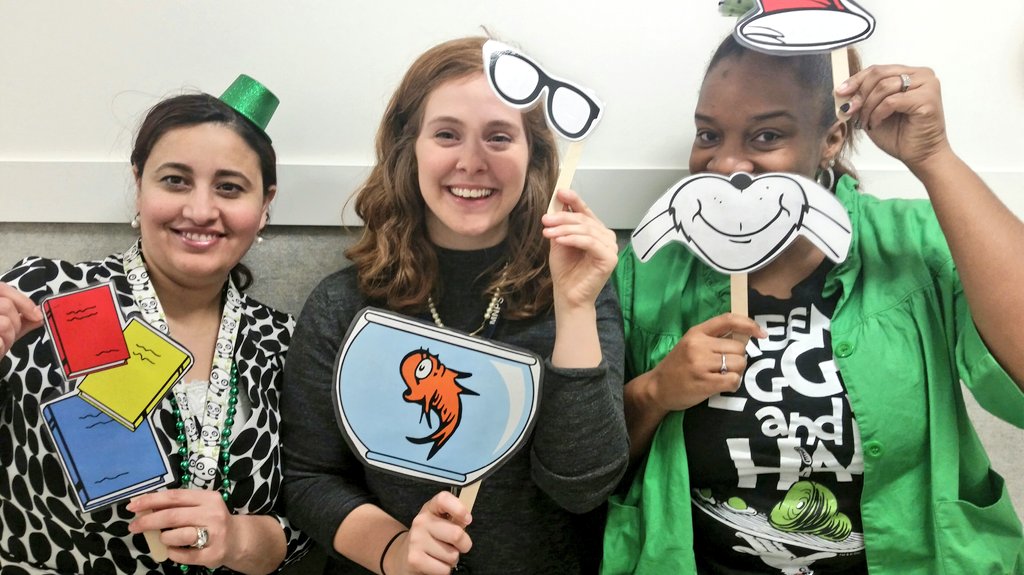 sandramohrmnps's tweet photo. Photo booth ready w/ #cambridgeelc staff. @ExtLearningMNPS ready for our #ReadAcrossAmerica celebration today 4-6PM https://t.co/eMNRBCJLSu