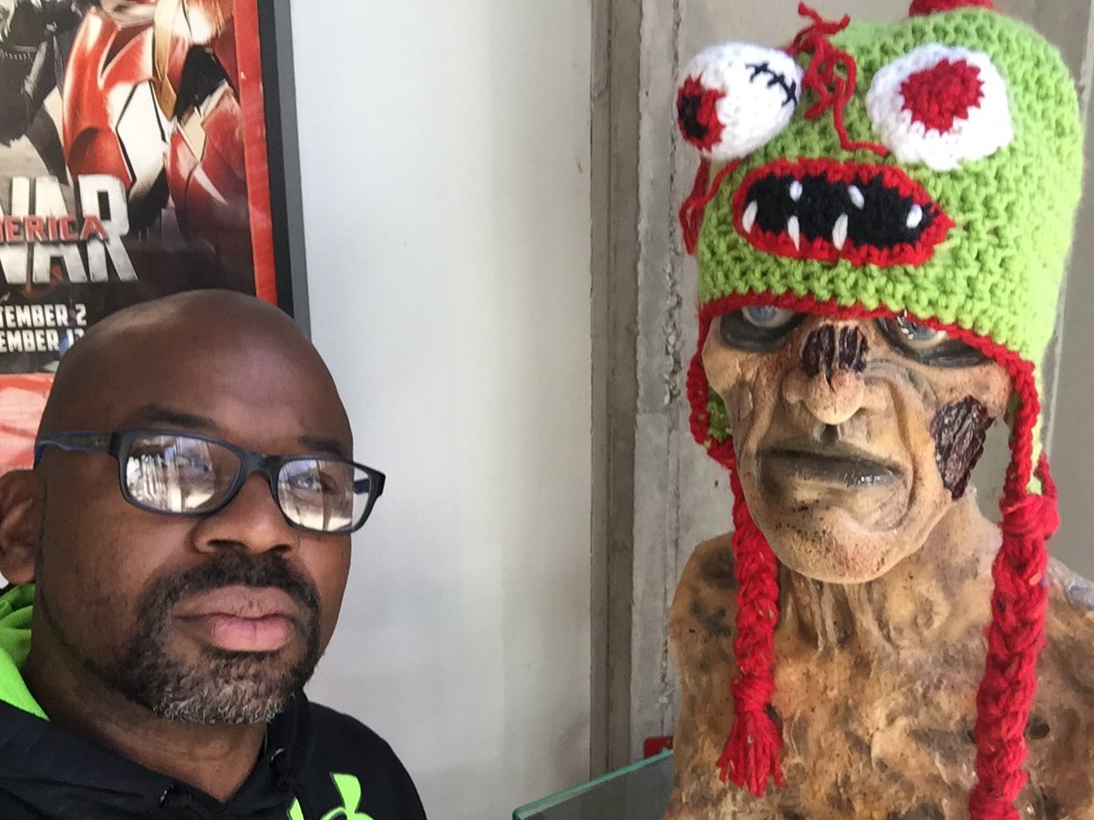 TheRealJamCam's tweet image. Before work, After work. #MVInterim #mvcore