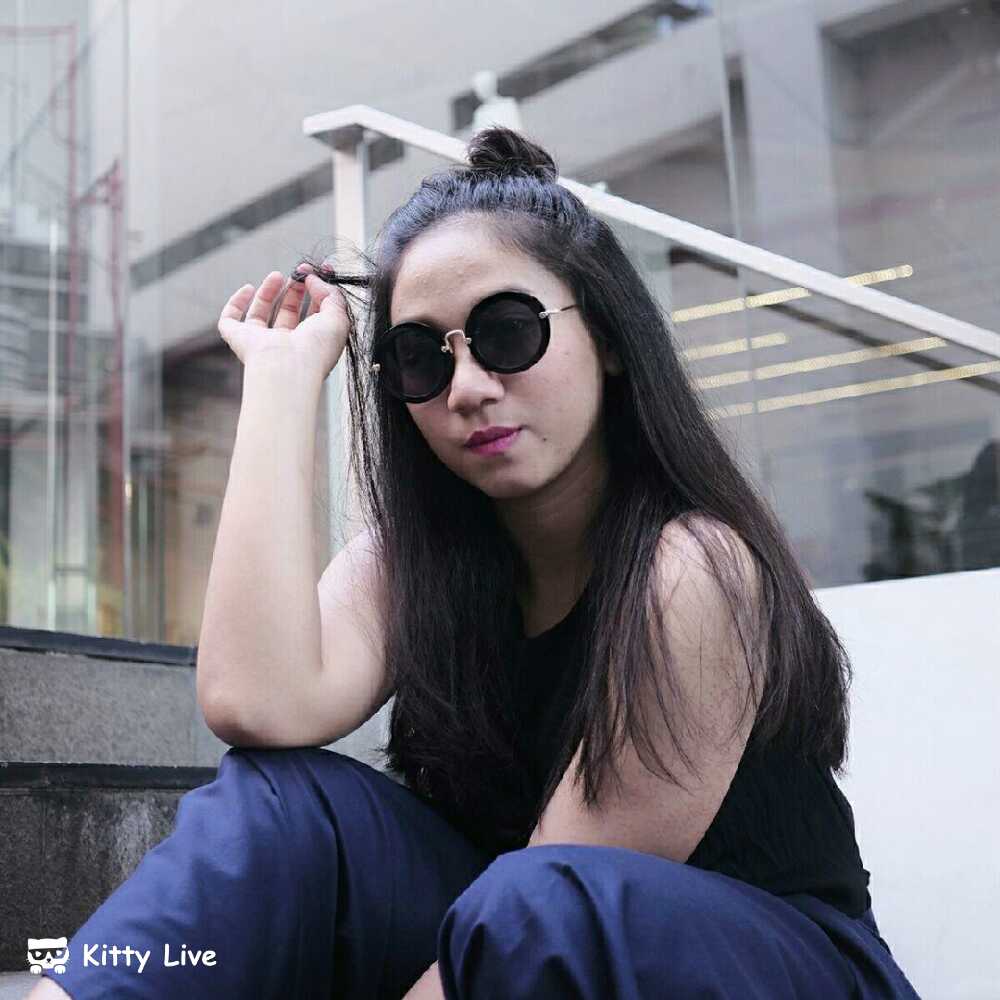 Hi friends, there is an amazing live show in Kitty Live, come now. #KittyLive SIX_Mima 🦄
 kitty.live/live?user_id=5…