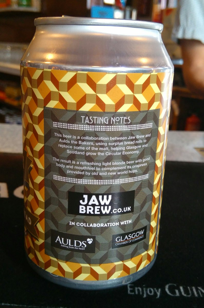 jon_molyneux's tweet photo. Mmm, tastes distinctly ... circular! Bravo @JawBrew @AuldstheBakers @GlasgowChamber @ZeroWasteScot ! #breadtobeer #circulareconomy https://t.co/LUOEryz3Gp