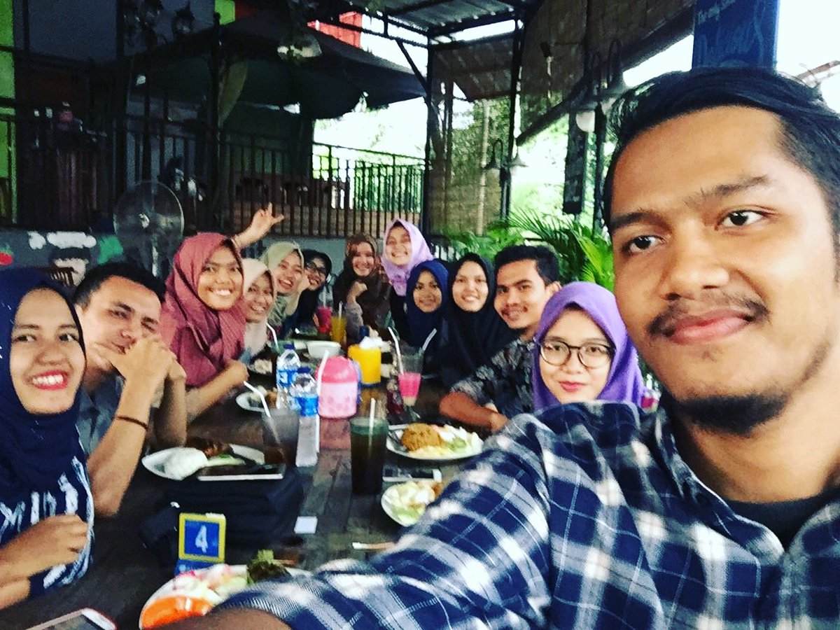 Terima kasih untuk abang-abang dari PGMI UIN Ar-Raniry Aceh. Semoga pertemuan kali ini menjadi ladang amal kebaikan. #aamiiin #uinjakarta