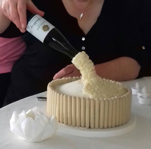 It was wine maker <a href="/yheartvineyard/">gillian spakouskas</a> birthday this week, here is a pic of her wonderful cake made by georgina #yummy #caketime