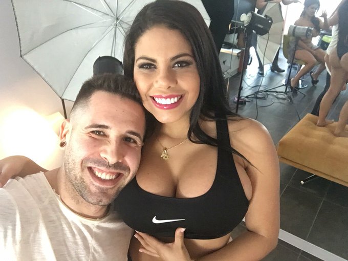 Grabando para @actricesdelporn con las hermanas  @Keshaortega12 @medicensheila1 😝😝 https://t.co/0izG<a class="tags" target="_blank" title="On Twitter" href="/?out=eyJ0eXAiOiJKV1QiLCJhbGciOiJIUzUxMiJ9.eyJpYXQiOjE3MjM1MjM4ODYsImlzcyI6InR3cG9ybnN0YXJzLmNvbSIsIm5iZiI6MTcyMzUyMzg4NiwiZXhwIjoxNzU1MDU5ODg2LCJyZWRpcmVjdF91cmwiOiJodHRwczovL3R3aXR0ZXIuY29tL2FjdHJpY2VzZGVscG9ybiJ9.KWABK0vF6qaI4DN7zO2WNXErnQQZ-SdQ512Sh9nRcjd3pVO51-wWvSRm9bwHegM325zaKs0zdH9fLwHQeEC5Yw">@actricesdelporn</a><a href="/tag/mvsales"class="tags"><span>#mvsales</span></a><a href="/tag/mvboys"class="tags"><span>#mvboys</span></a>