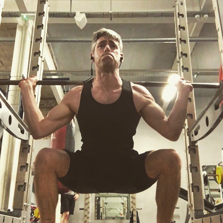 movementworksie's tweet image. I think this face perfectly sums up today's pause squats 8x3 RPE6.
•
•
#squat #pausesquats… ift.tt/2mK1ZJi