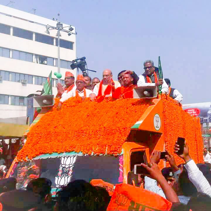 AjayGautambjp's tweet photo. एतिहासिक रोड़ शो गोरखपुर की कूछ झलकियां । https://t.co/gLpd0shKFe