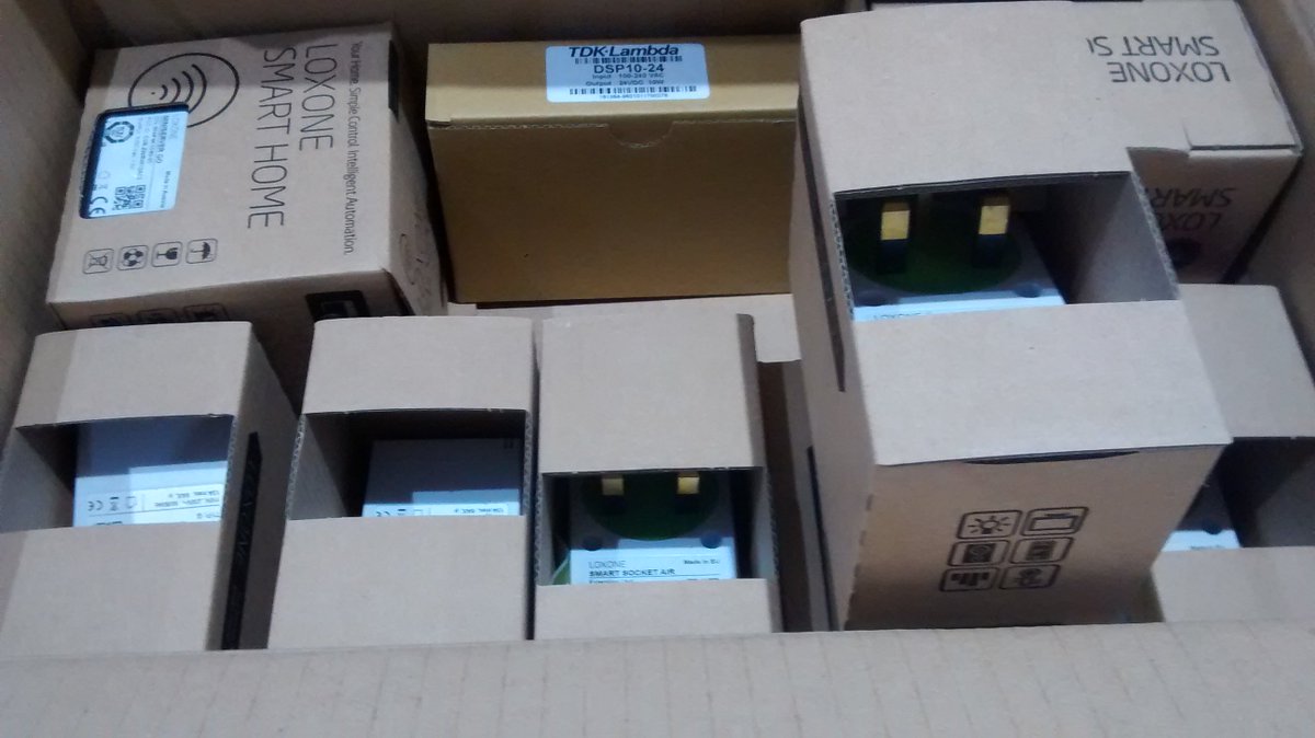 InspiroSmart's tweet image. Making sure we have the @Loxone Air gear to complete a nice local project. #liveinstall #retrofit #wireless #smarthome