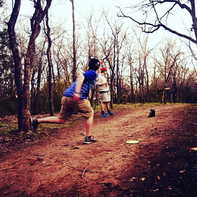 handiKApins's tweet image. What are you doing this #TexasIndependenceDay? How 'bout slamming some chain on the #discgolf corse! #pdga #texas