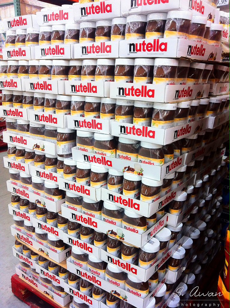 AbouGustavo's tweet photo. #Avec50k j'ai calculé, je peux m'acheter 11037 pots de Nutella. Mais comme j'ai pas 50k & que @NutellaFR ne verra pas ce tweet... https://t.co/7q6r9ldKZL