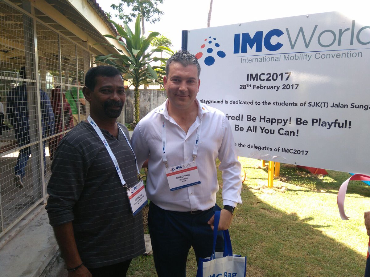 mudinmar's tweet photo. Desde el día 28 y hasta mañana #Mudinmar estamos presentes en el International Movility Convention en Malasia. #IMCWorld https://t.co/9odpOsyQID