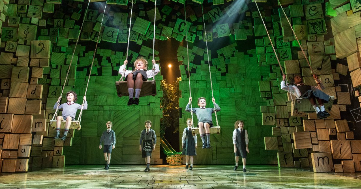 WhatsOnStage's tweet image. Matilda the Musical to embark on UK tour? #WorldBookDay wos.im/2miYnAz