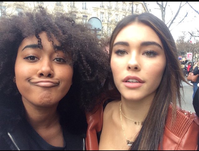 madsupdate's tweet photo. 📷| Madison Beer today with fans in Paris

March 2nd, 2017 https://t.co/RVauwwEOuJ