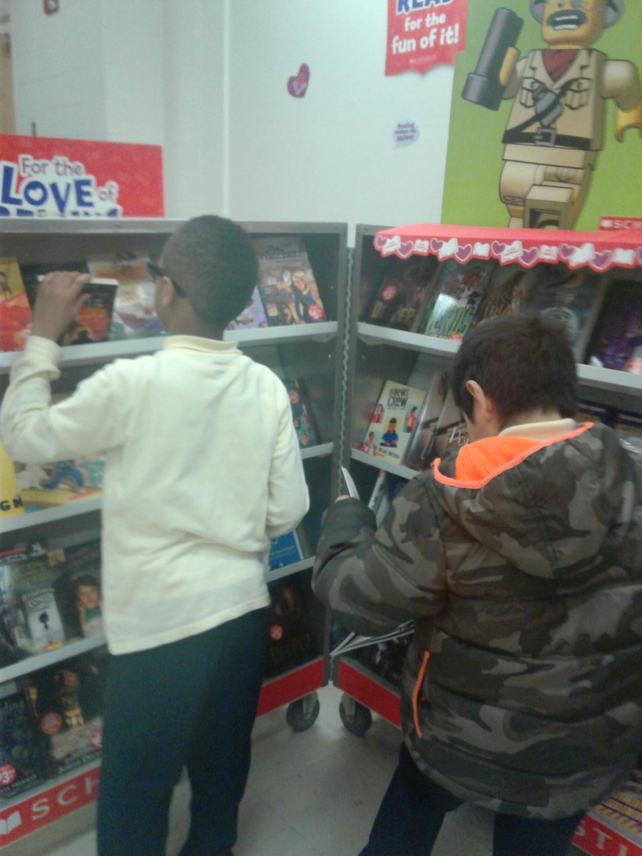 NSEBenitez's tweet photo. Scholastic Books Fair @LewisBeeNews @busybeesoflewis https://t.co/bYqWck0HBx