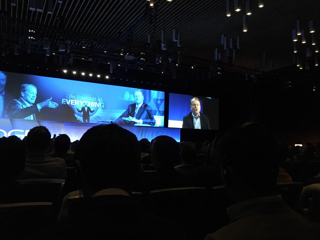 John Chambers, CEO of <a href="/Cisco/">Cisco</a>, @YPOEdge quoting France as THE champion for digitalization and start-uppers 👍🏼😄💪🏼