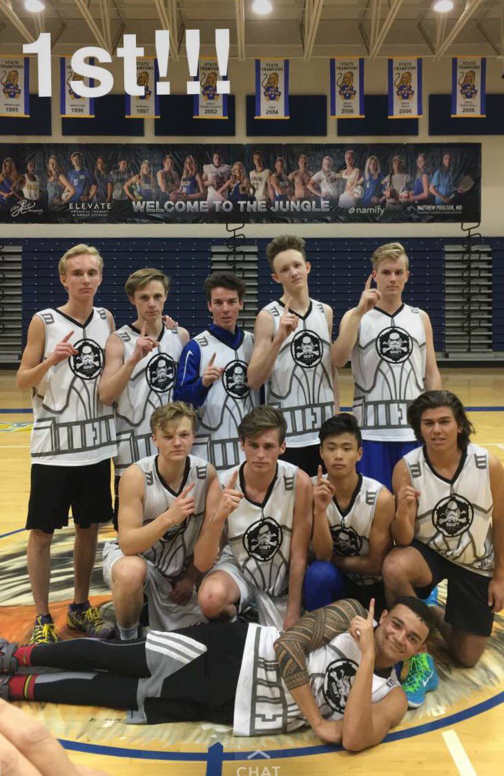 tannergill13's tweet photo. Couldn't have asked for a better team to coach💙 #Champions💍 https://t.co/N0Ye6YnTn1