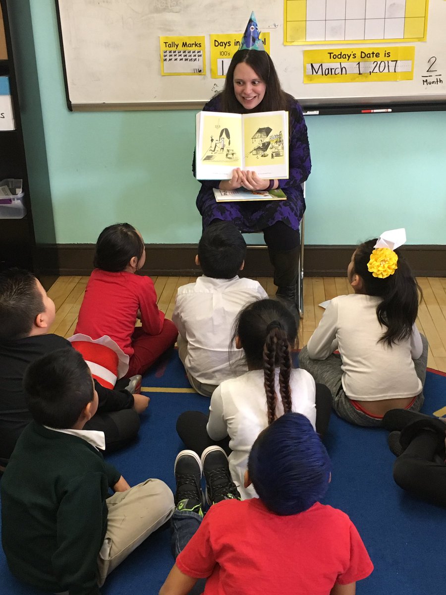 bhart610's tweet image. #workingtogether Big thanks to @STCMilwaukee @AKStern357 for supporting #sasreadingweek #saspride