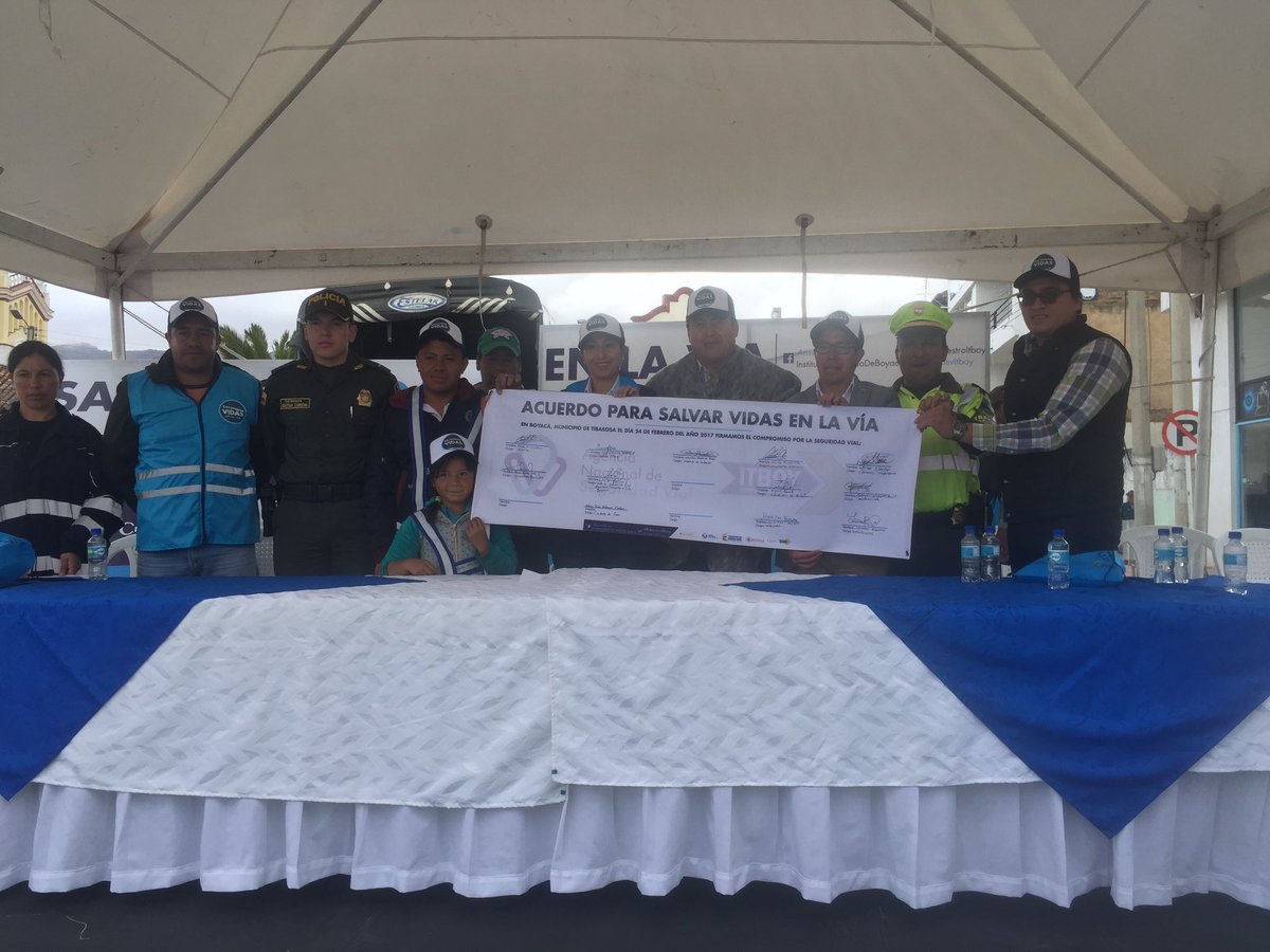 ItboyBoyaca's tweet photo. Aquitania se comprometió con la responsabilidad vial en el #NovenoPactoPorLaSeguridadVial #SalvemosVidasEnLaVía https://t.co/pY9oHyCBin