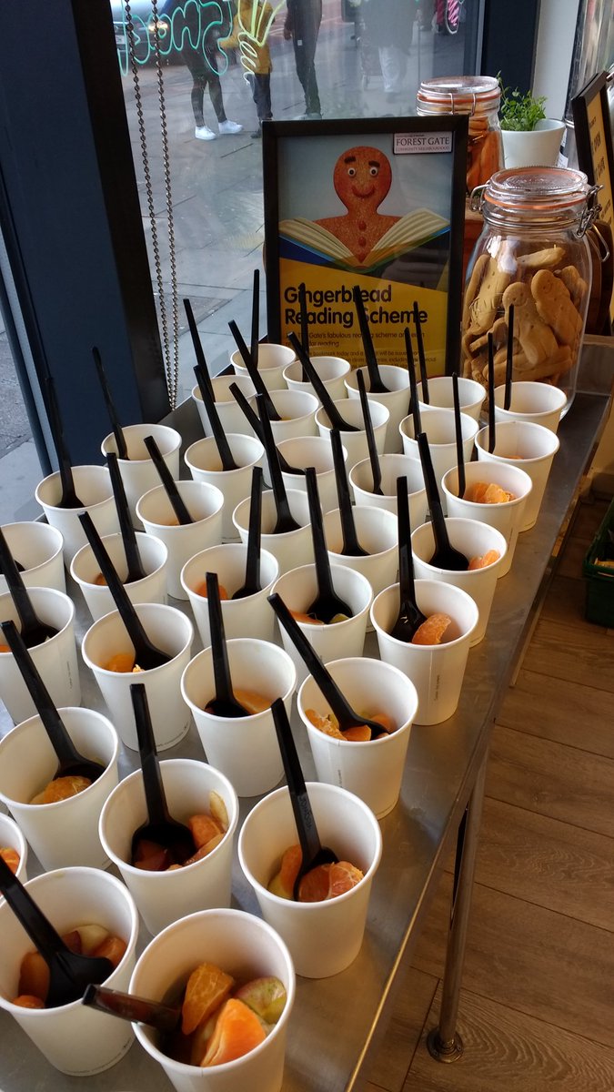 OpenGateCafe's tweet photo. On #FruitfulThursday the fruit is free &amp; kids can earn a Gingerbread Man if they have read 15 books &amp; collected stamps! #ForestGate Library https://t.co/EOixOTj7RI