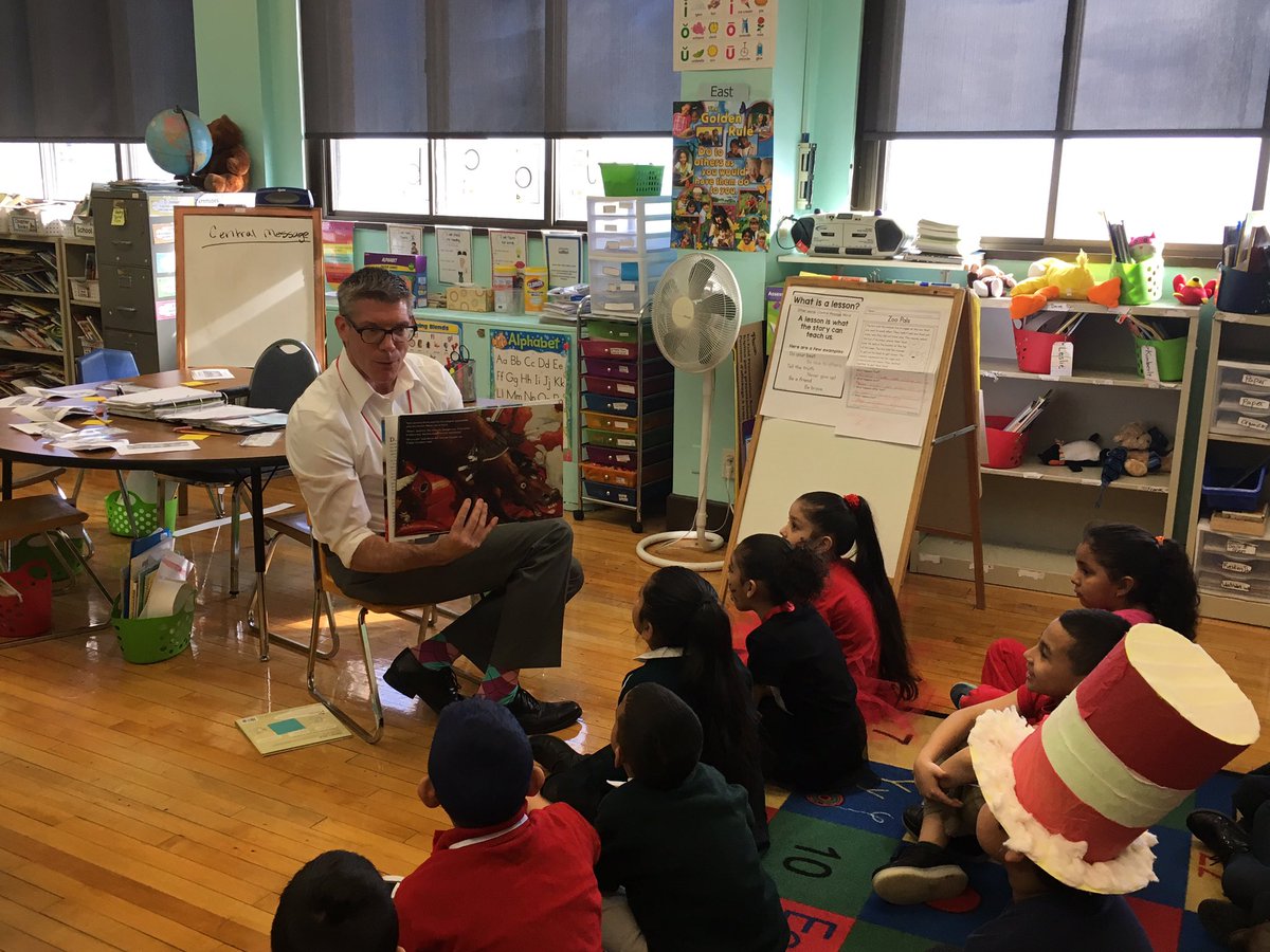 bhart610's tweet image. @STCMilwaukee @77Sprenger @knox1908 @vitrano_andy Big Thanks to you!  We appreciate your time &amp;amp; our kids love you! #saspride #sasreadingweek