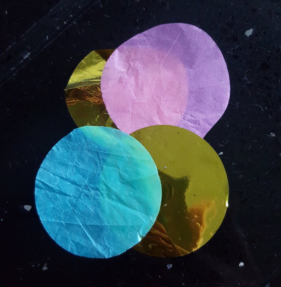 Normsi2's tweet photo. This is all I have left of #NeonPanda @ChrissieJCasey @mattthorpe86 @GaryBarlow @BBCLetItShine
Sad #maTTers
💛💙💜💙💛 https://t.co/Aml9gZ56RJ