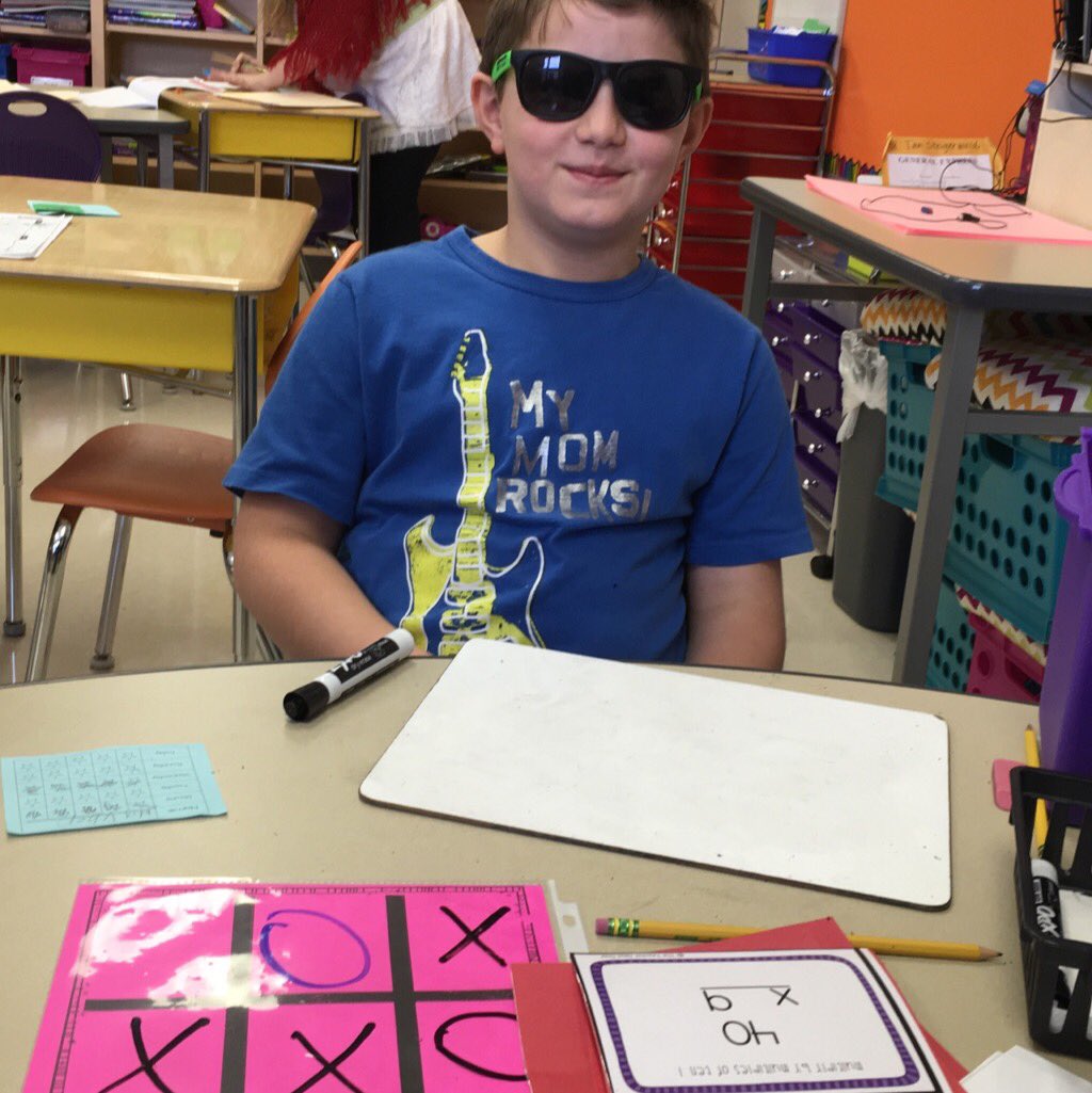 mrsplowmangre's tweet photo. Playing tic tac toe in #cotaughtmath today!! #rockstarday https://t.co/WmN38zApzk