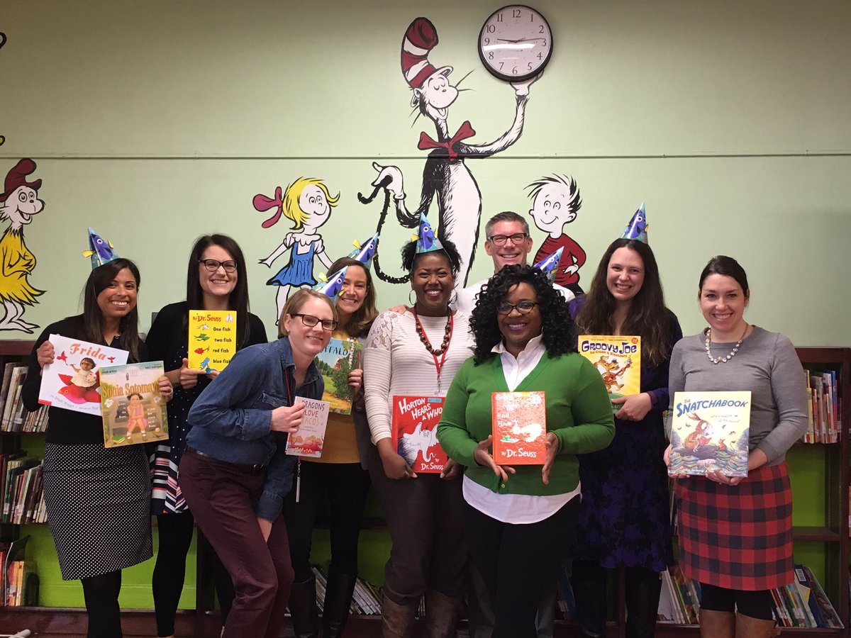 bhart610's tweet image. Changing Milwaukee one book at a time.  @STCMilwaukee Thank you! #sasreadingweek #saspride