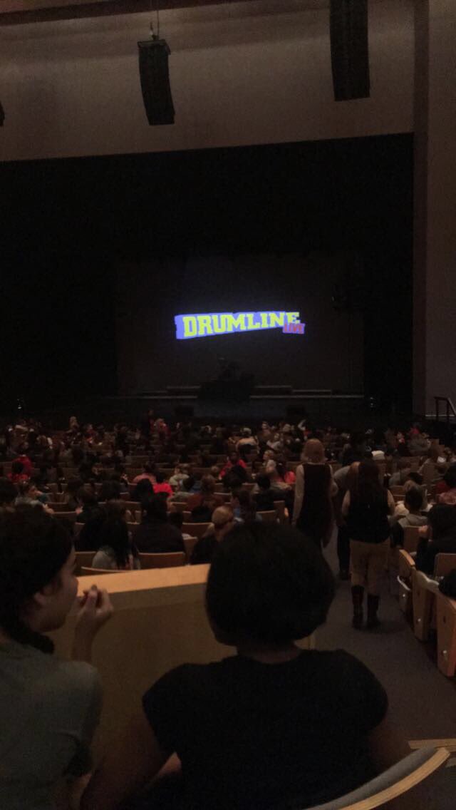 misswuchte's tweet photo. Had a great time at our all-school field trip to see @DrumlineLive ! #sennettshines #recognizeanyone https://t.co/Trz4QYClDN
