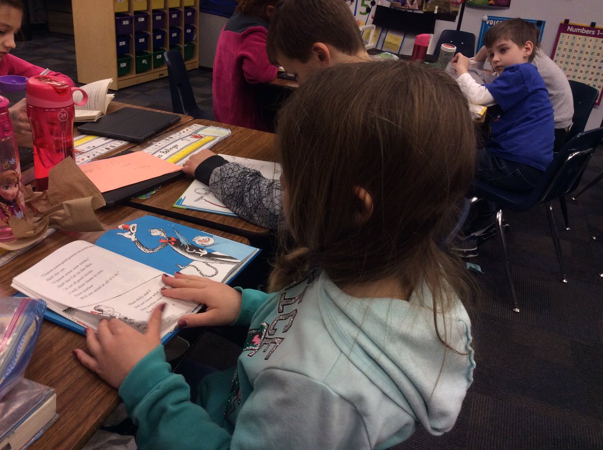 Happy Birthday, Dr. Seuss! #ReadAcrossAmerica #DrSeuss @TheStar512