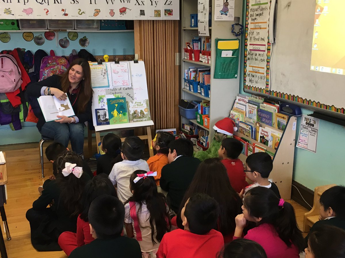 bhart610's tweet image. Thank you for supporting reading during #sasreadingweek @HFSCWisconsin @tamitaolivas we appreciate it! #saspride