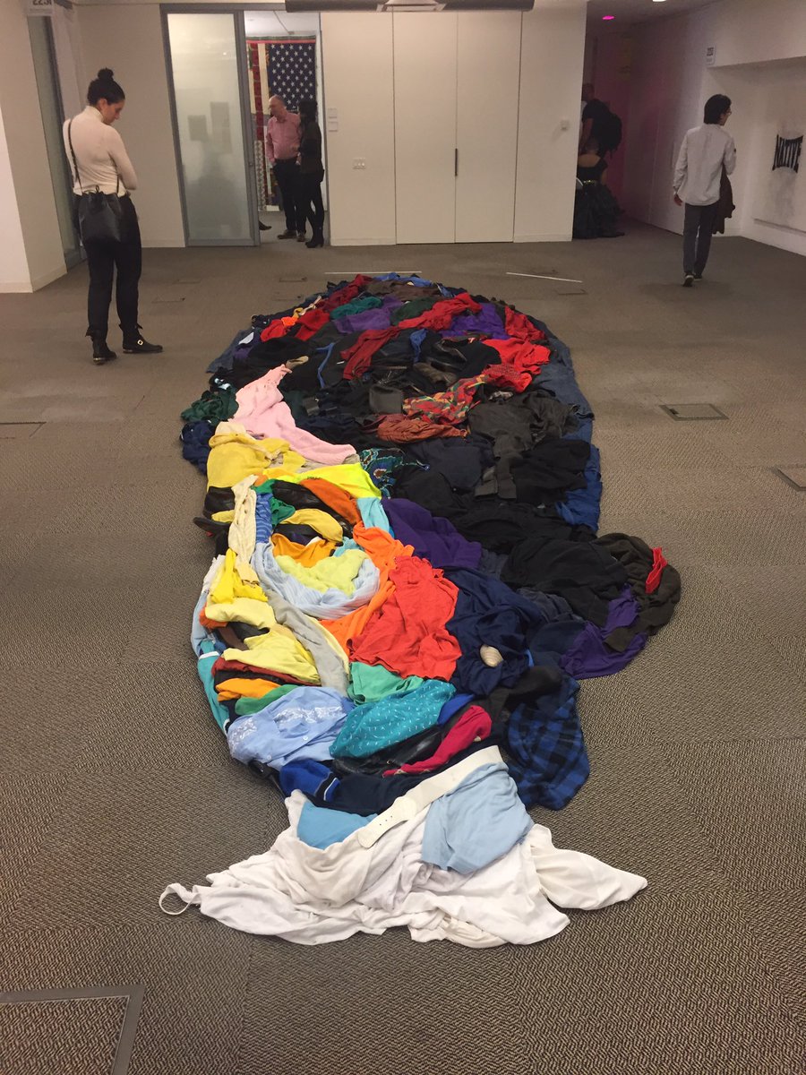 MktingRod's tweet image. Last night I went to an art show that has truly revitalized my defense for occasionally leaving laundry on the floor. #artmeetslife
