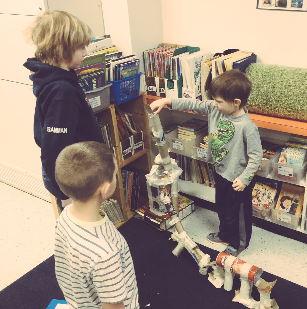 msthiessen45's tweet photo. Sharing our roller coaster design project with Kindergarten buddies! #badgerpride https://t.co/DlflY6NEQT