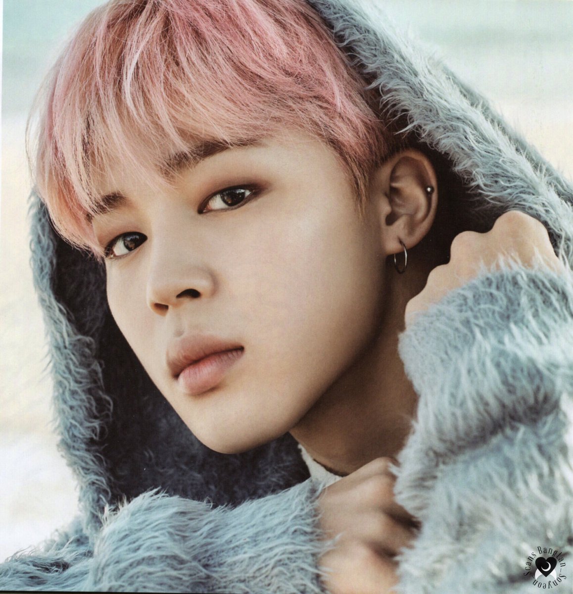 Resultado de imagem para park jimin you never walk alone