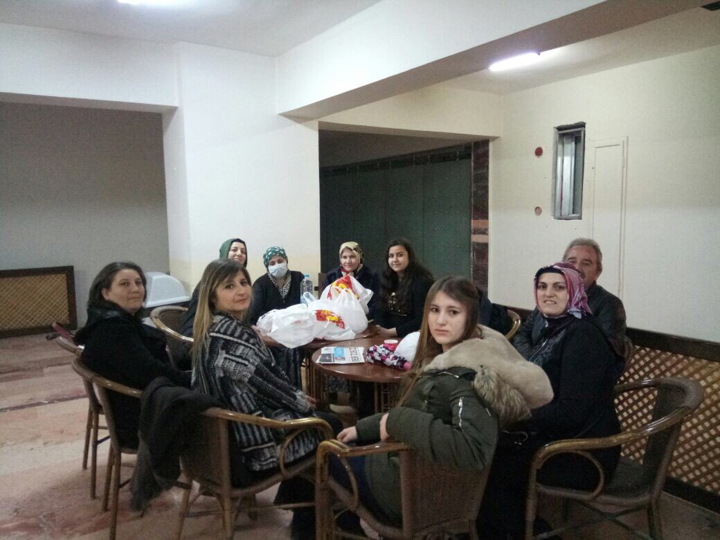 Türkiye genelinde bir çok hastane ve bahçesinde hasta yakınlarıyla buluşmaya devam ediyoruz.