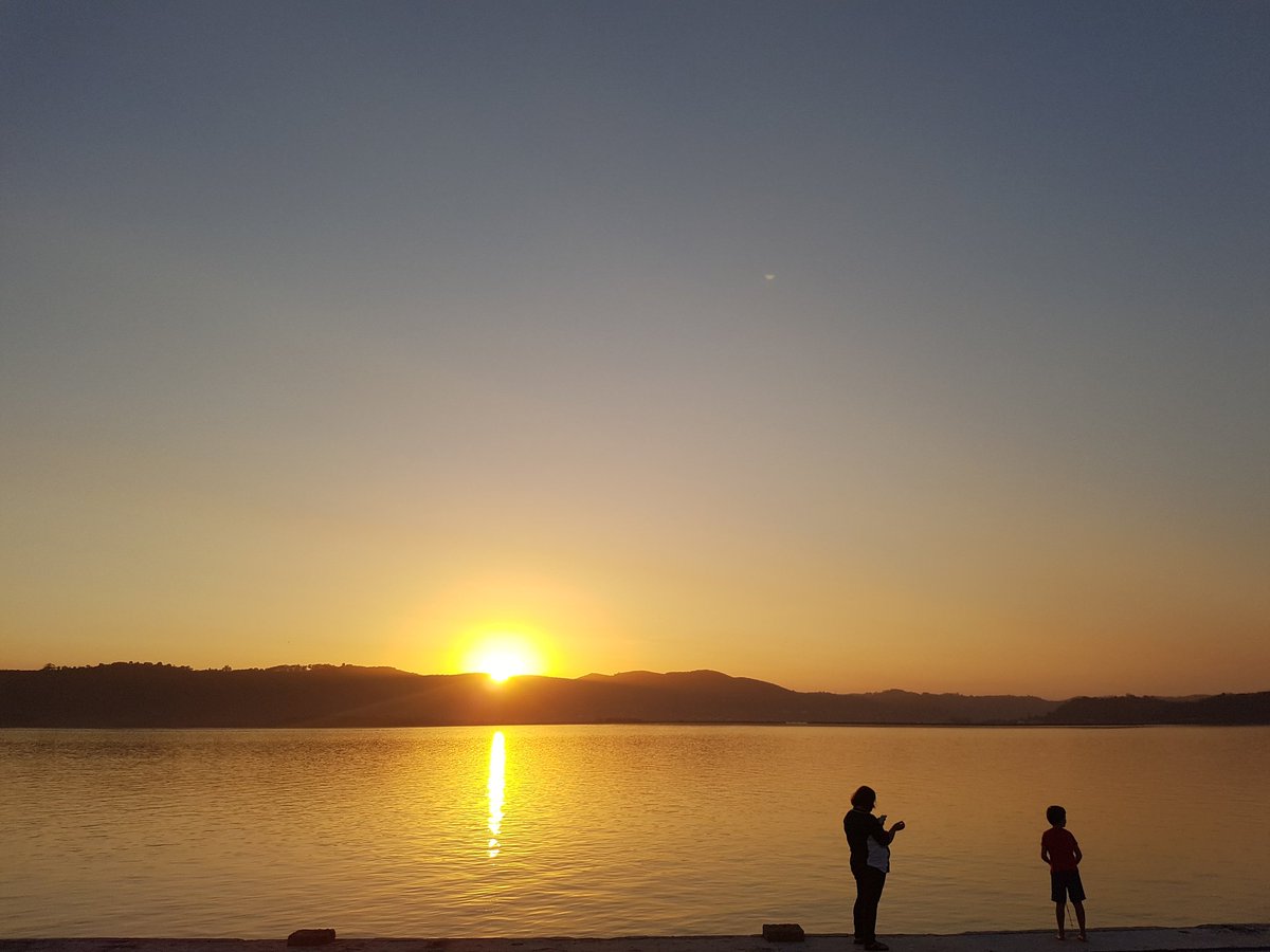 Elle PhotoSA📸 (@ellephotos) on Twitter photo Sunset vibes on Thesen island
#knysna #gardenroute #southafrica <a href="/visitknysna/">Visit Knysna</a> <a href="/showmeknysna/">ShowMe Knysna</a> Sunset vibes on Thesen island
#knysna #gardenroute #southafrica <a href="/visitknysna/">Visit Knysna</a> <a href="/showmeknysna/">ShowMe Knysna</a>