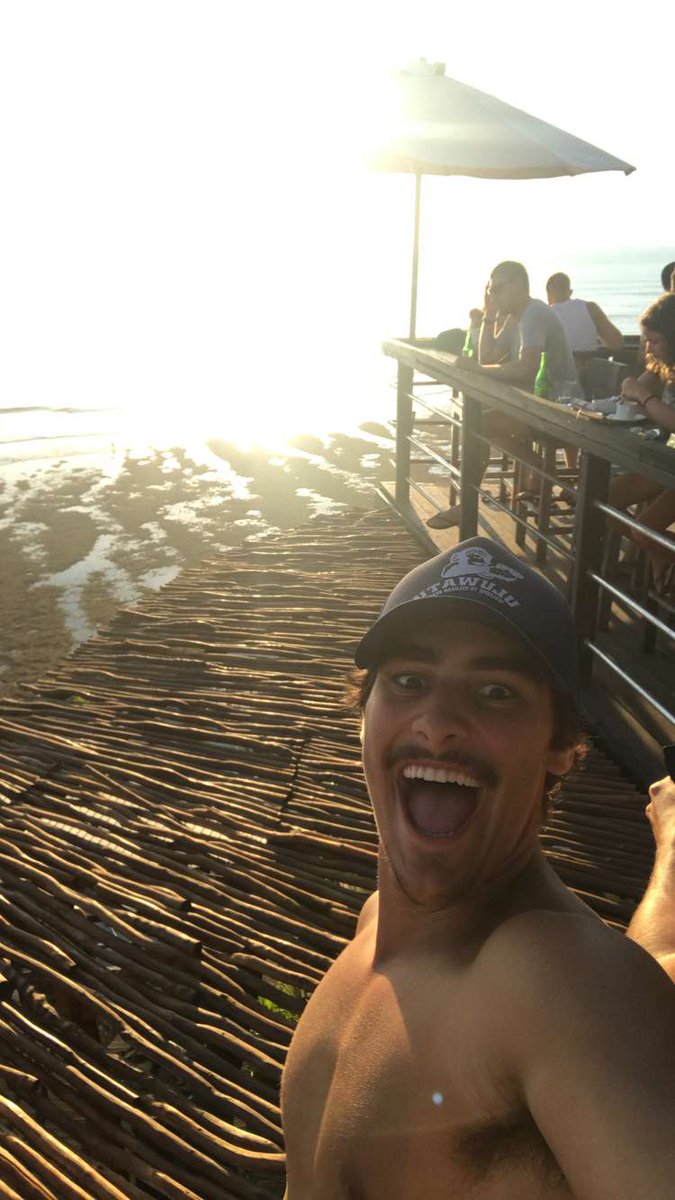 BrunoMLBR's tweet photo. Algumas fotos da viagem. Veja tudo no Snapchat •brunpereira https://t.co/SaAvODZp9q