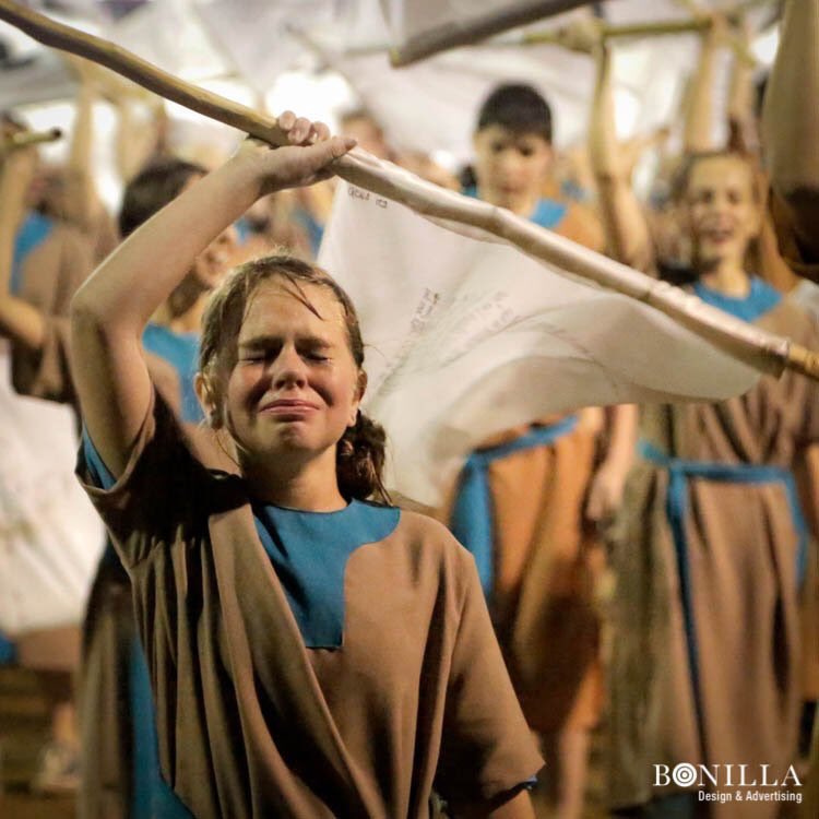 isaacgrantlyon's tweet photo. Three years ago today, over 10,000 youth sang and danced in rain up to their ankles to dedicate a temple to the Lord. LOVE this temple☺️❤️ https://t.co/YOAzpm7IhP