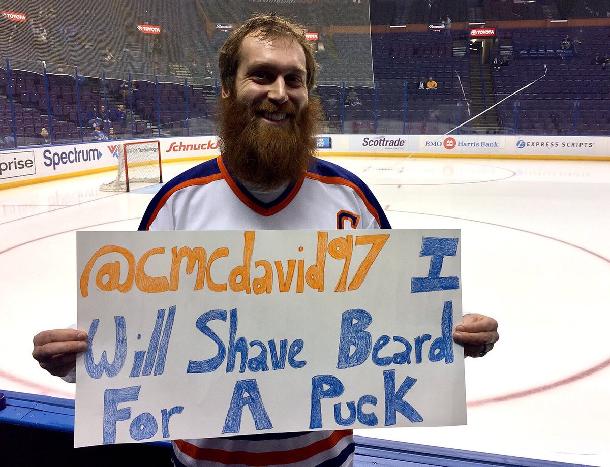 A_HockeyThing's tweet photo. This dude shaved his beard for a puck from Connor McDavid. That's dedication. https://t.co/flHAxhsfQ9