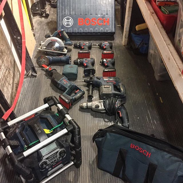 DiySumo's tweet photo. Time to Restock the Tool Bag! - https://t.co/2hMKy9xhp6

#Tools #PowerTools #Builders https://t.co/tcnRMNbFeB